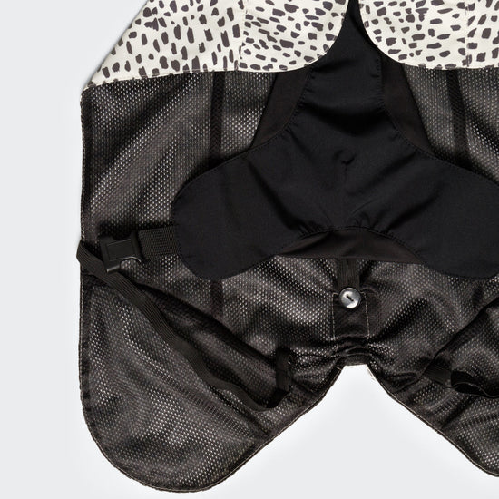 PAIKKA pilkullinen hohtava ja heijastava sadetakki koiralle