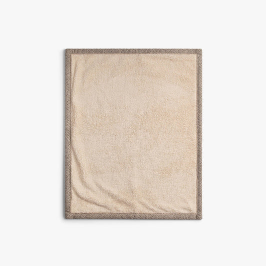 Koiran makuualusta matkalle, greige