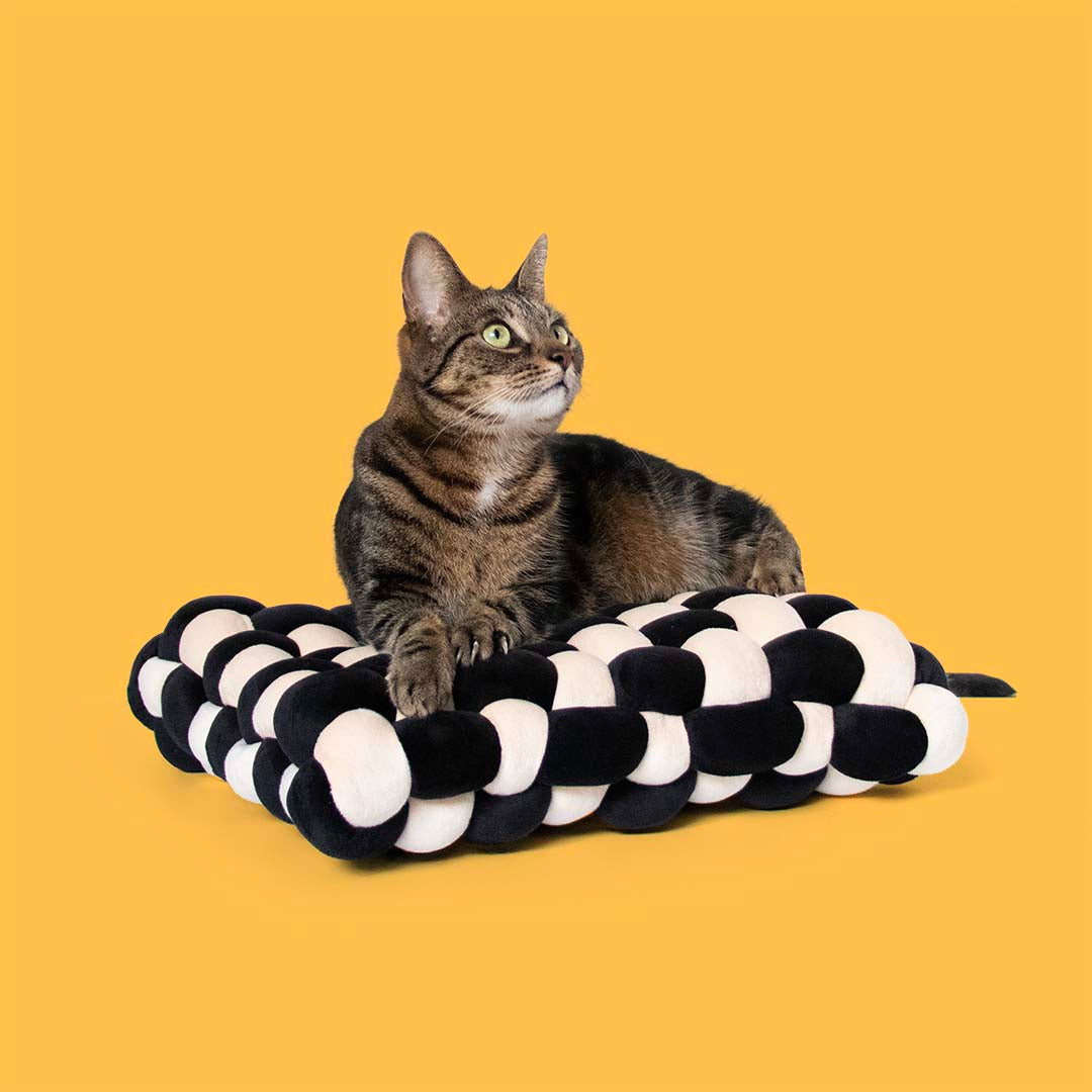 Makoilualusta, musta-beige