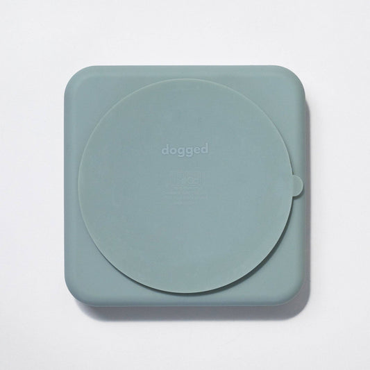 dogged slow feeder, siniharmaa