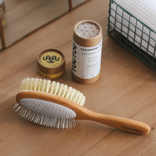 Toutou Petcare Kaksipuolinen harja pitkälle ja keskipitkälle karvalle