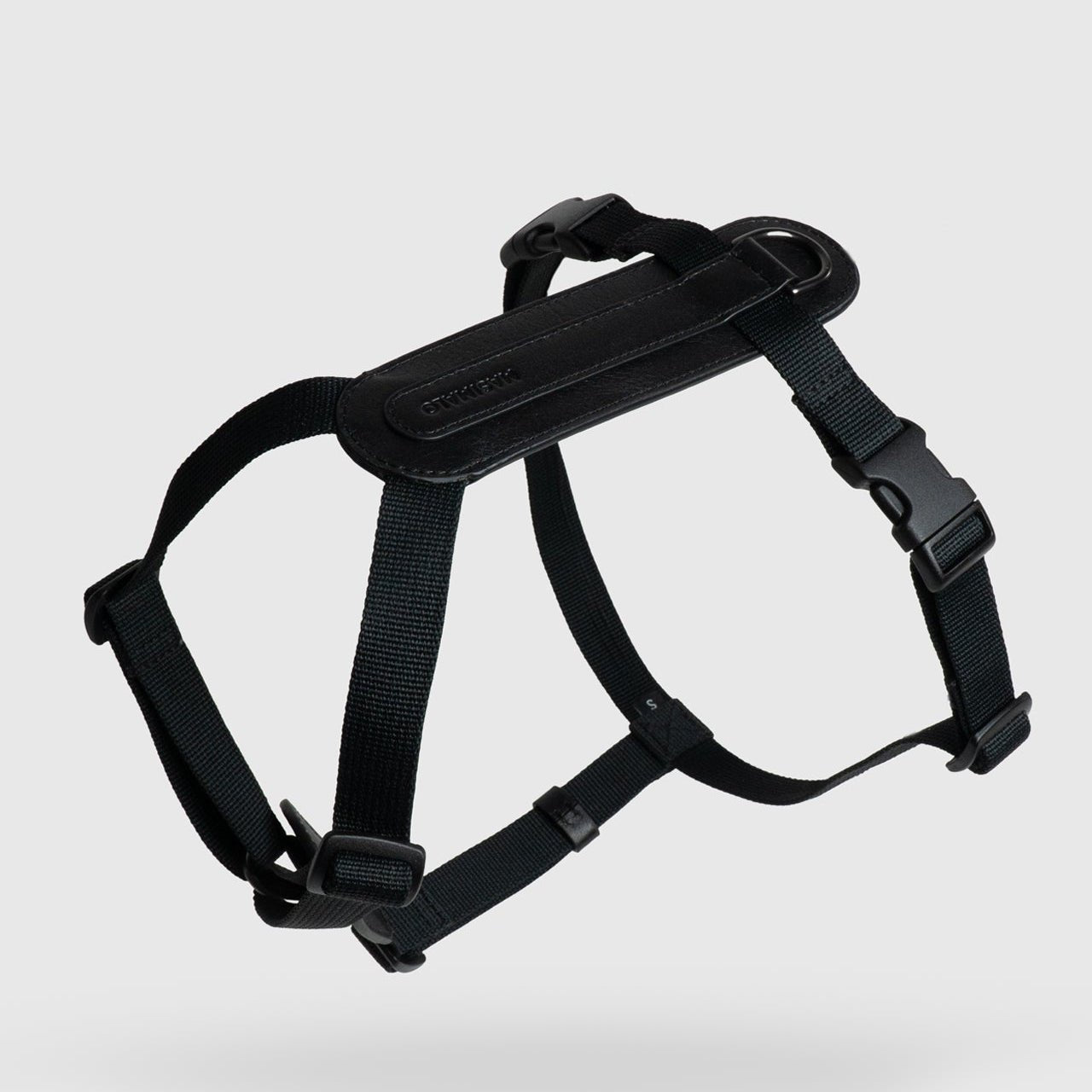 Masimalo Koiran valjaat, musta